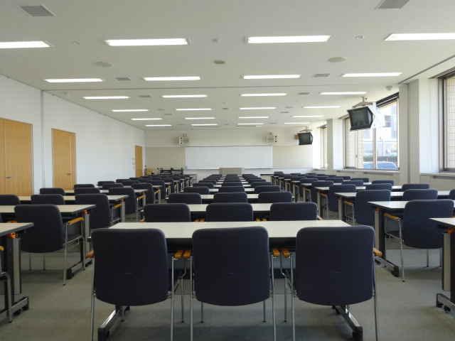 101.102研修室はつなげて利用できます